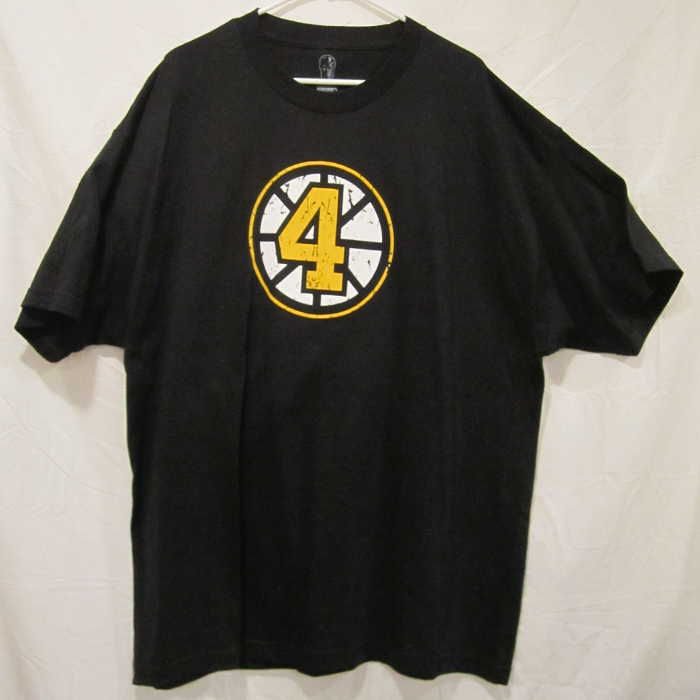 BOSTON BRUINS BOBBY ORR T-SHIRT NWOT